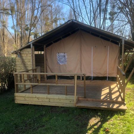 Camping Du Pont De St Gal Saint-Gal-sur-Sioule Exteriér fotografie