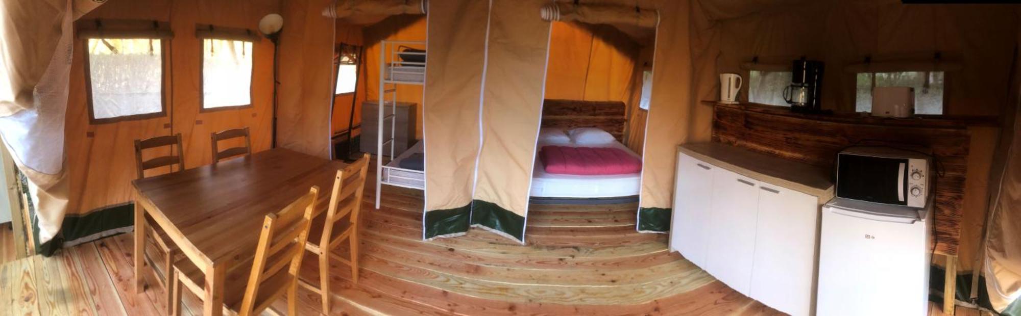 Camping Du Pont De St Gal Saint-Gal-sur-Sioule Exteriér fotografie