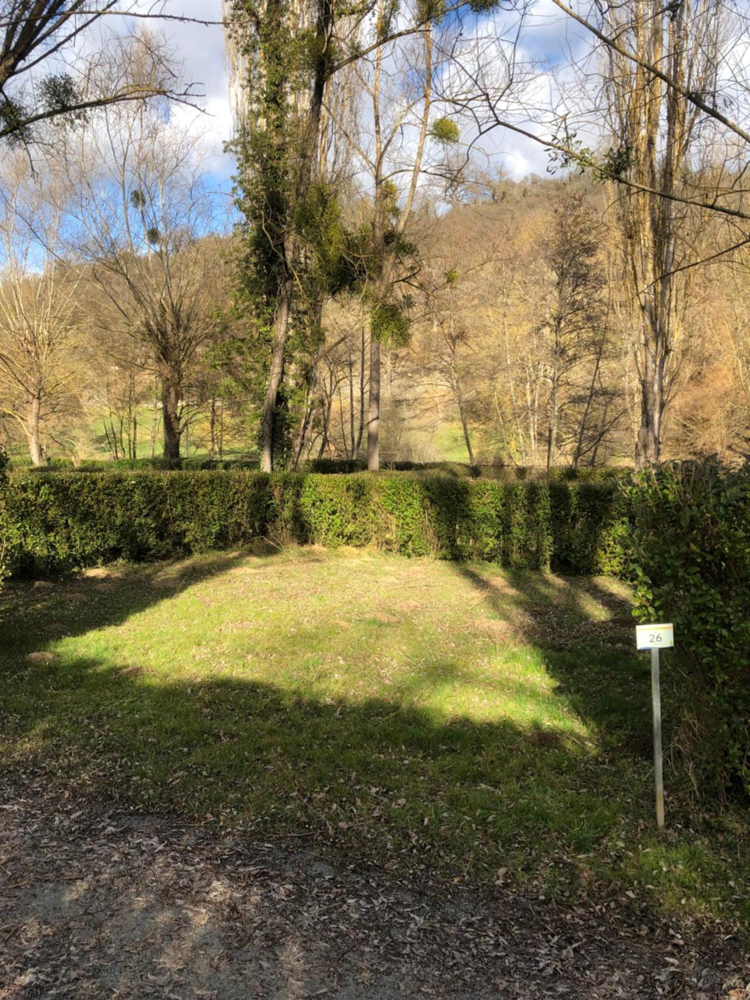 Camping Du Pont De St Gal Saint-Gal-sur-Sioule Exteriér fotografie